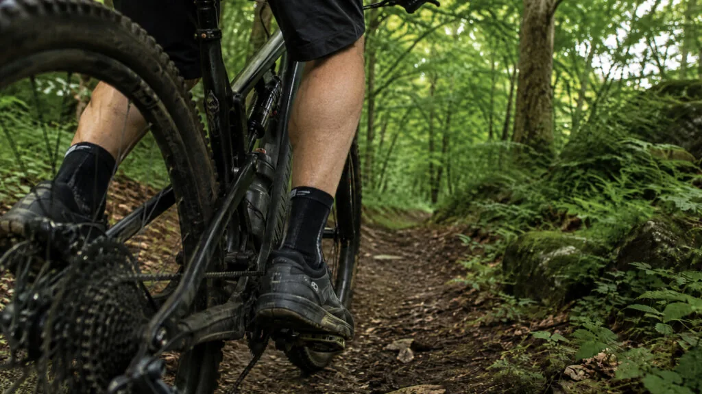 Discover how calf strength supports walking, balance and everyday mobility, why it declines with age and how simple calf raises can help preserve it.